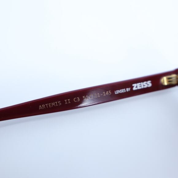 ZEUS+DIONE Artemis II Sunglasses Red Oversized Square Eye Women\'s main image 6